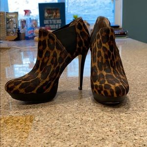 INC International Concepts animals print boots